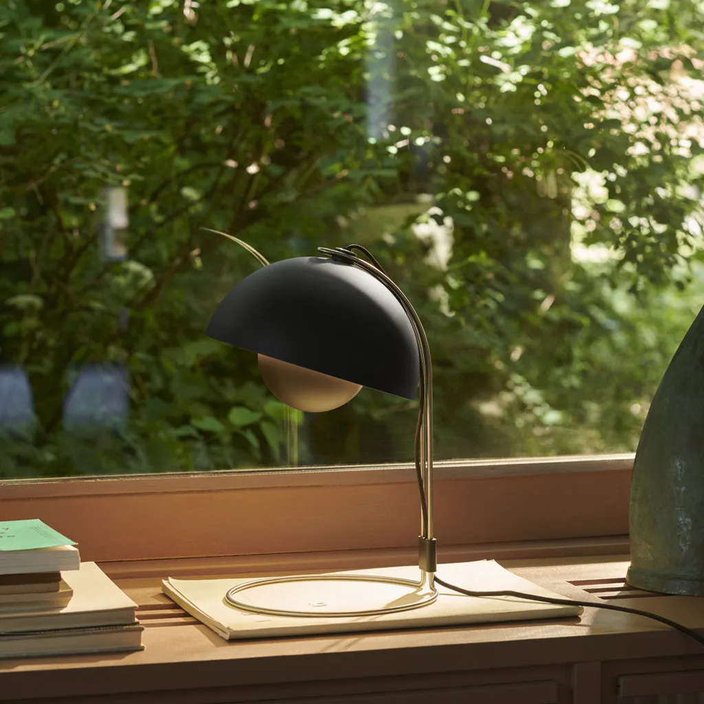Flowerpot Table Lamp VP4