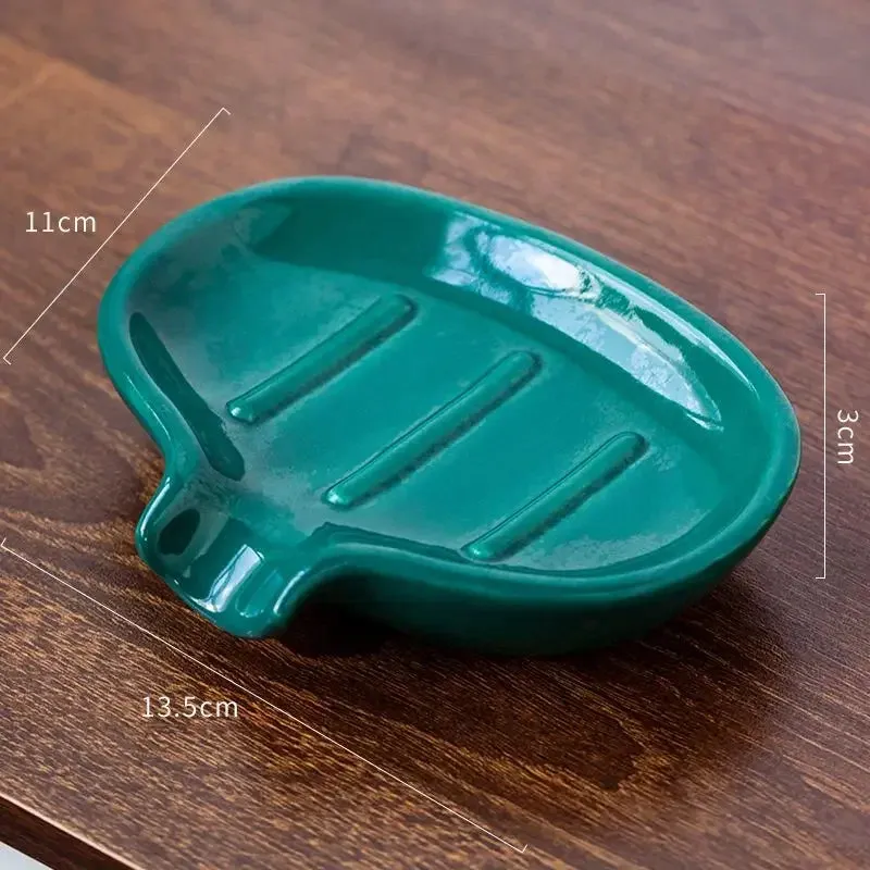 SINOTAO  -  Creative Ceramic Flower Soap Box Drain Three-dimensional White Flower Soap Dish Bathroom Sink Shelf Bathroom Decor Accessories