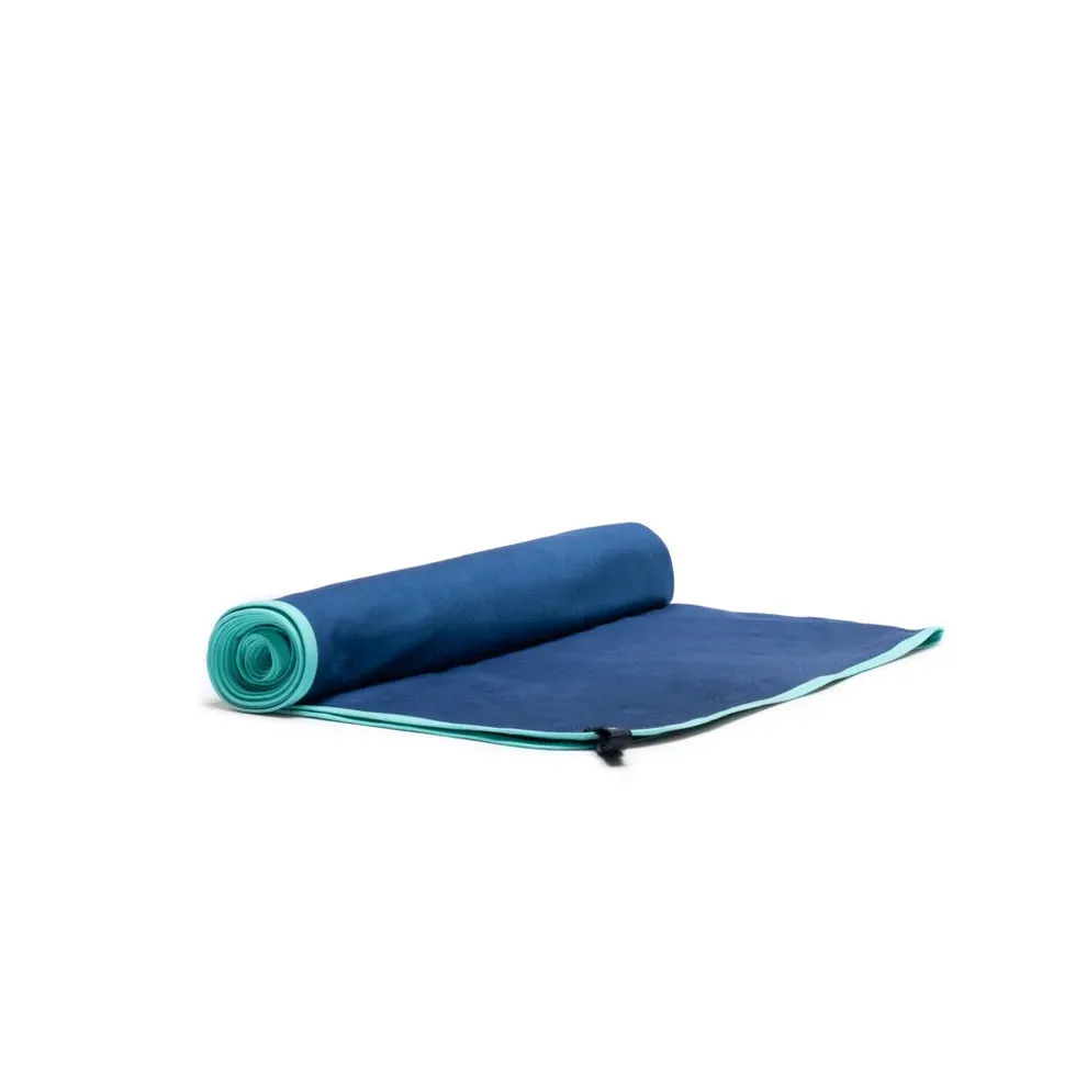 The Everywhere Towel - Ocean Fade (The Shammy Towel)