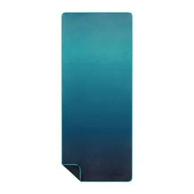 The Everywhere Towel - Ocean Fade (The Shammy Towel)